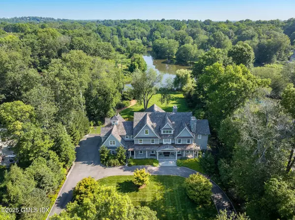10 Birch LN, Greenwich, CT 06830