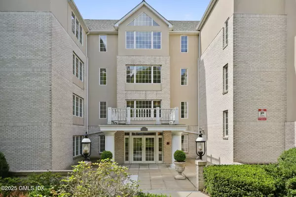 2 Homestead LN #209, Greenwich, CT 06831
