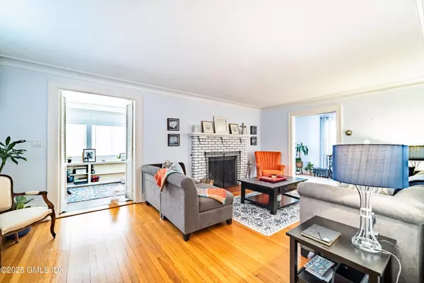 40 Orchard PL #1, Greenwich, CT 06830