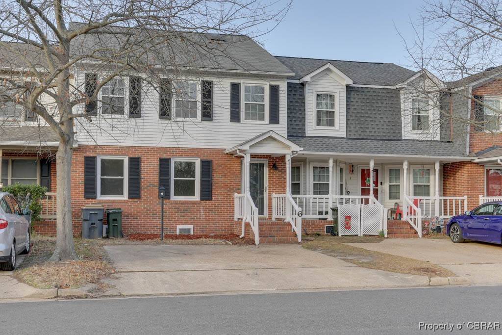 6 North Valasia RD, Poquoson, VA 23662