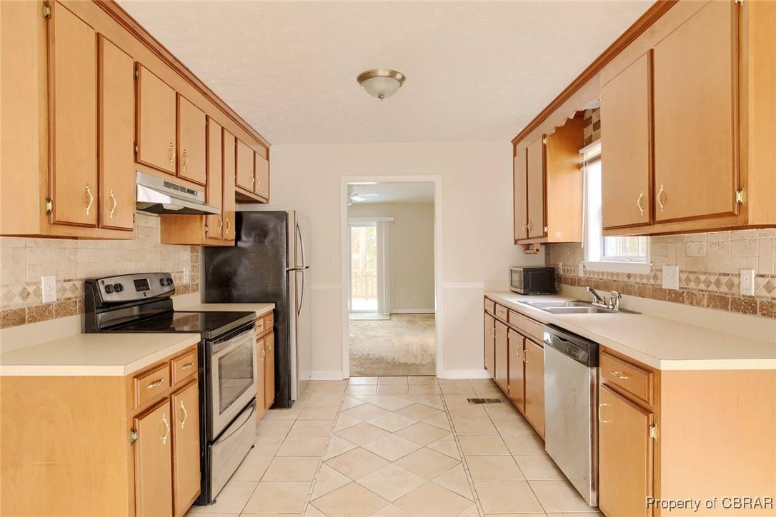 Toano, VA 23168,3325 Pinecrest CIR