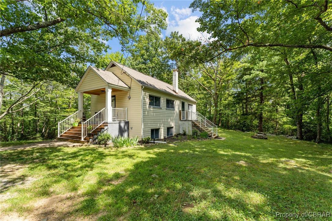 1376 Wyatt Mountain RD, Dyke, VA 22935