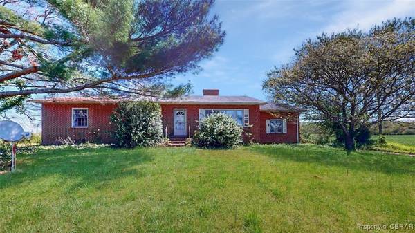 893 Pear Tree AVE, West Point, VA 23181