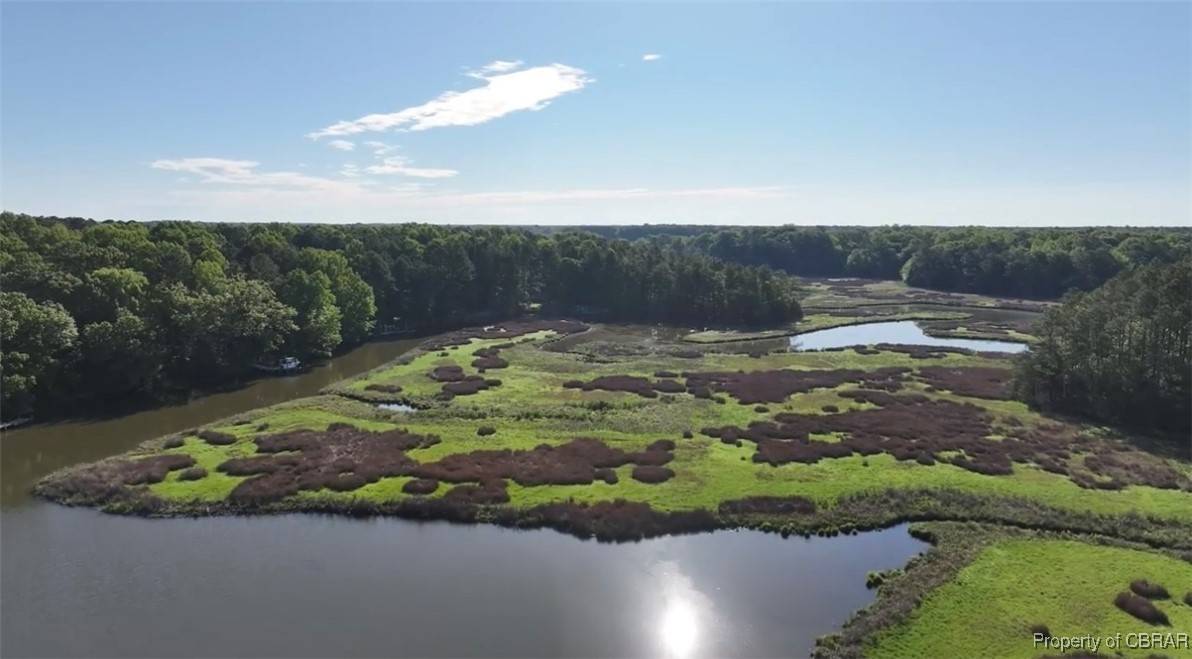 591 Plantation RD, North, VA 23128