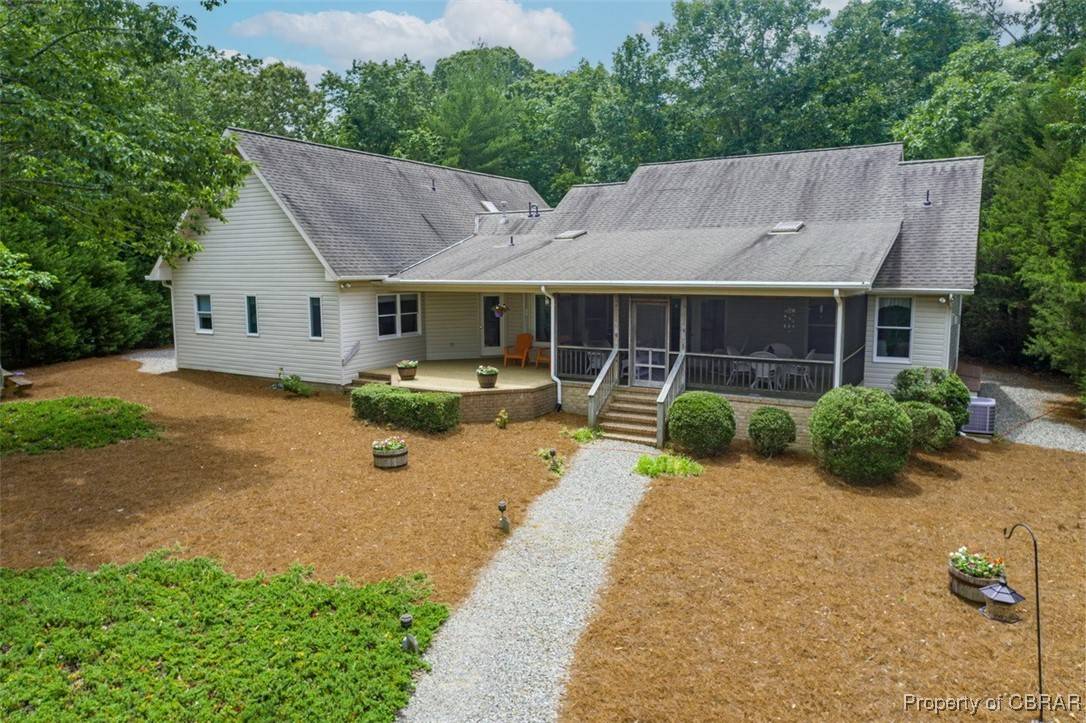 Hardyville, VA 23070,116 Point Cove LN