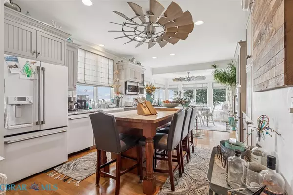 Gloucester Point, VA 23062,7589 Spencer RD