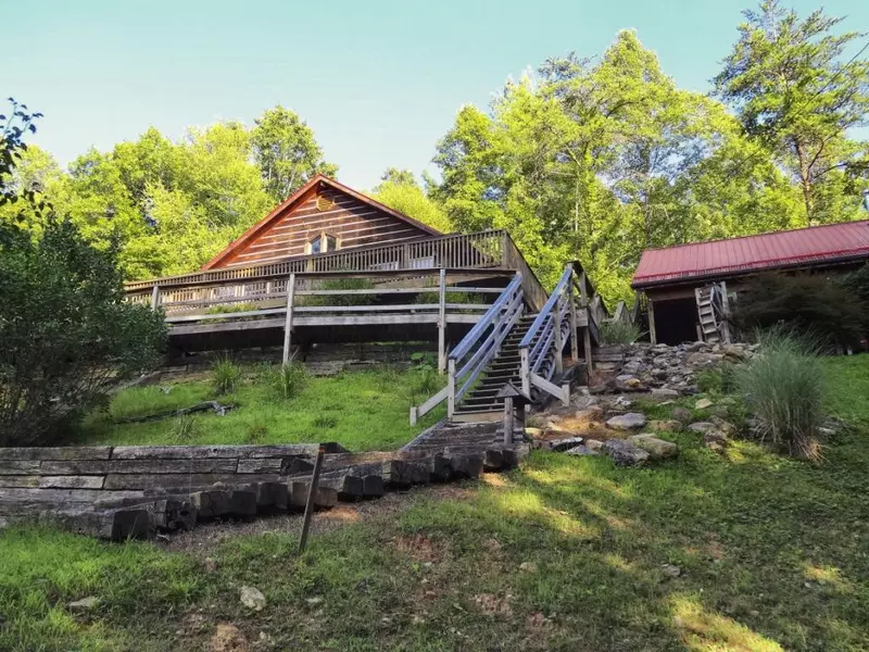 2210 Norris RD, Butler, TN 37640