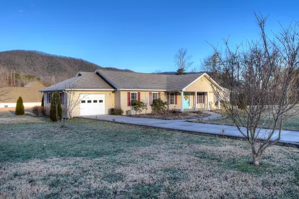 Unicoi, TN 37692,102 Paydens WAY