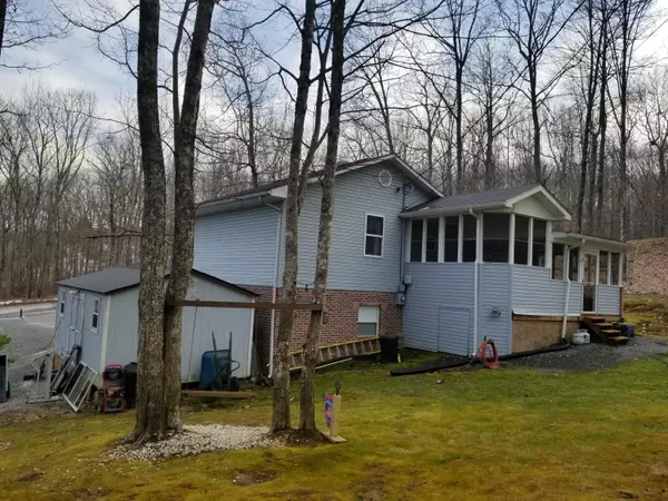 Big Stone Gap, VA 24219,119 Morris CIR