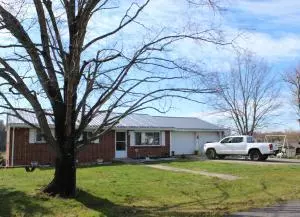 419 Mesa DR, Glade Spring, VA 24340