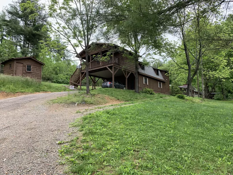 467 Forge Creek RD, Mountain City, TN 37683