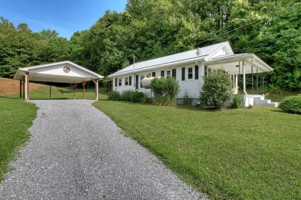 Hampton, TN 37658,624 Piney Grove RD