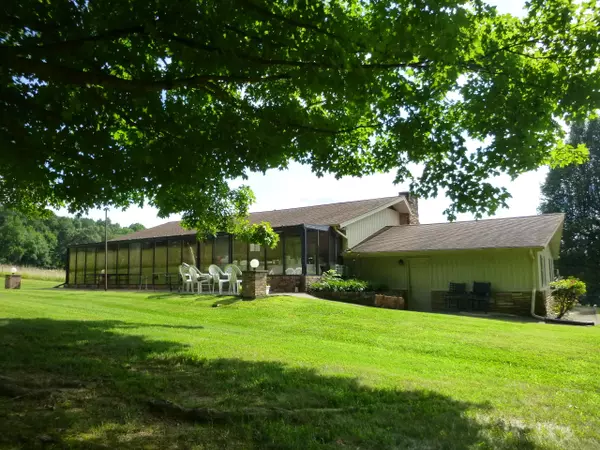 Blountville, TN 37617,345 Green LN