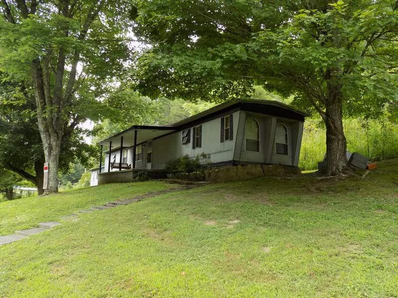 402 Gonce Hollow RD, Eidson, TN 37731