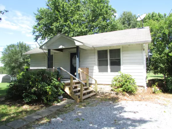 Elizabethton, TN 37643,1305 Broad ST