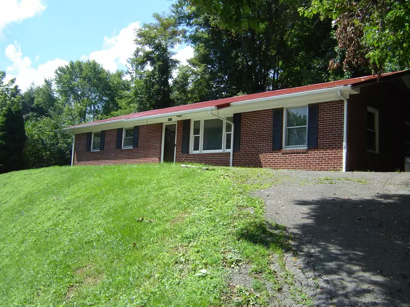 231 10th Northwest, Norton, VA 24273