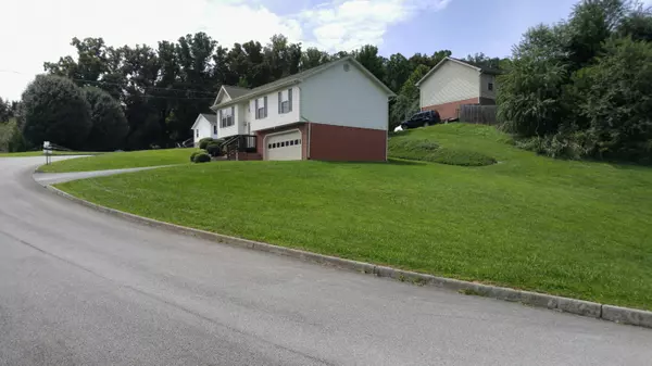 Jonesborough, TN 37659,298 Emma Grace DR