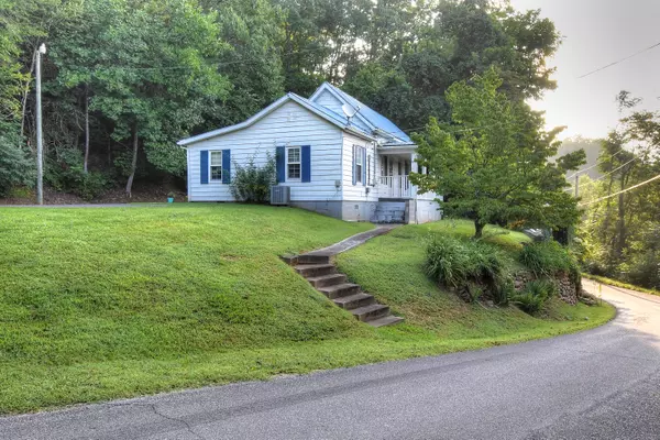 120 Dan Cole RD, Elizabethton, TN 37643