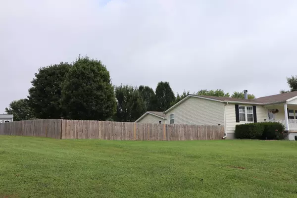 Gray, TN 37615,1305 Imperial CT