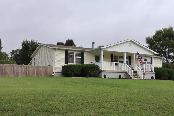 Gray, TN 37615,1305 Imperial CT