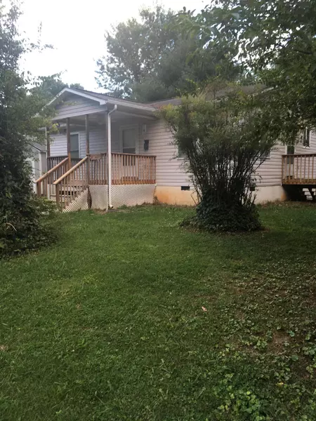 534 Carolina Avenue AVE, Erwin, TN 37650