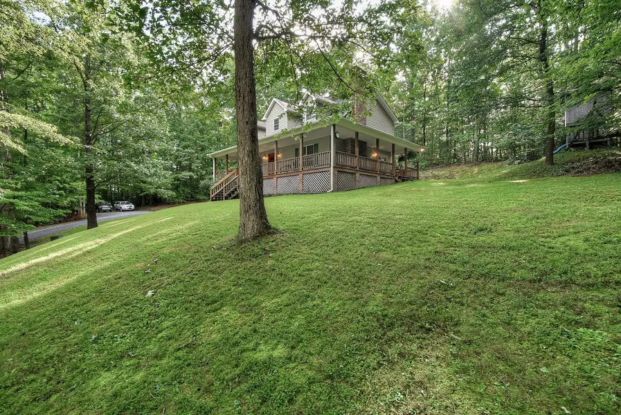 293 Big Arm RD, Bluff City, TN 37618