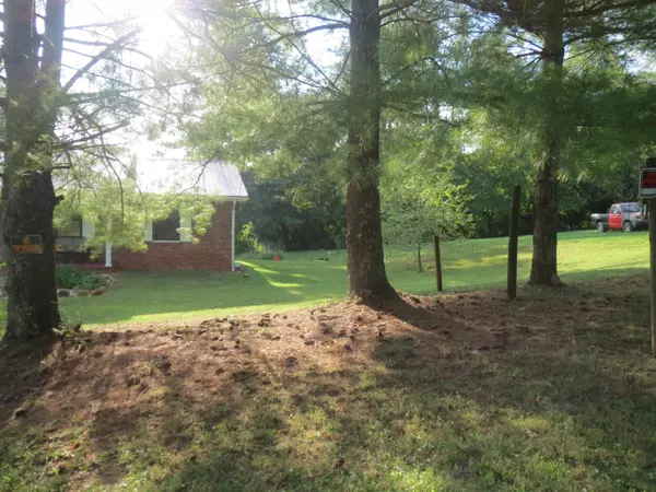 Kingsport, TN 37660,309 Bethany ST