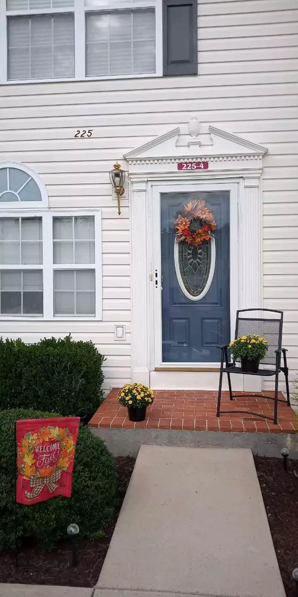 Bristol, TN 37620,225 Amanda LN #4