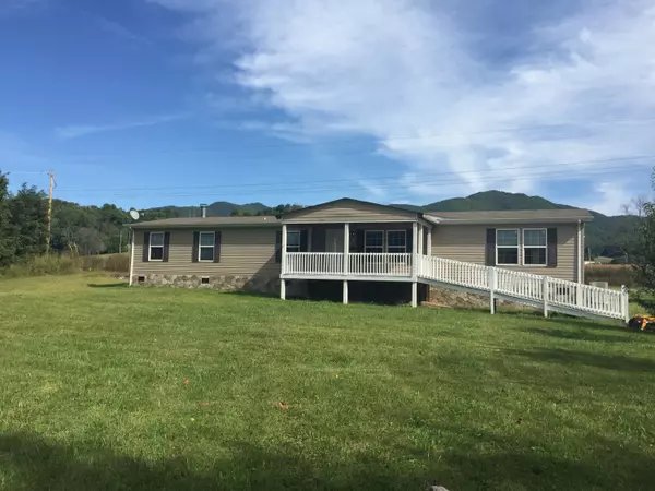 297 Dry Hollow RD, Elizabethton, TN 37643