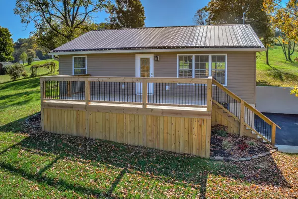 Bristol, VA 24202,18433 Benhams RD