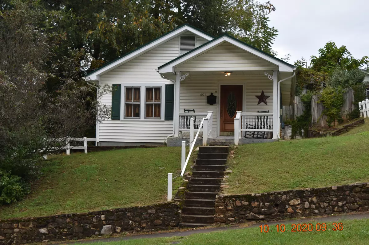 Elizabethton, TN 37643,609 E ST