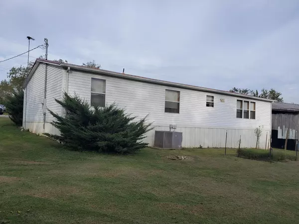 Greeneville, TN 37743,935 Lick Hollow RD