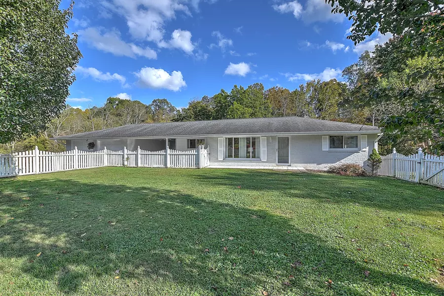 724 Santa Fe DR, Bristol, TN 37620