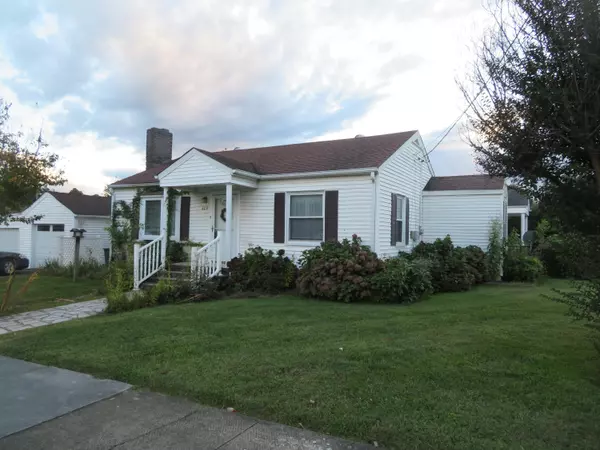 Elizabethton, TN 37643,409 Mcarthur AVE