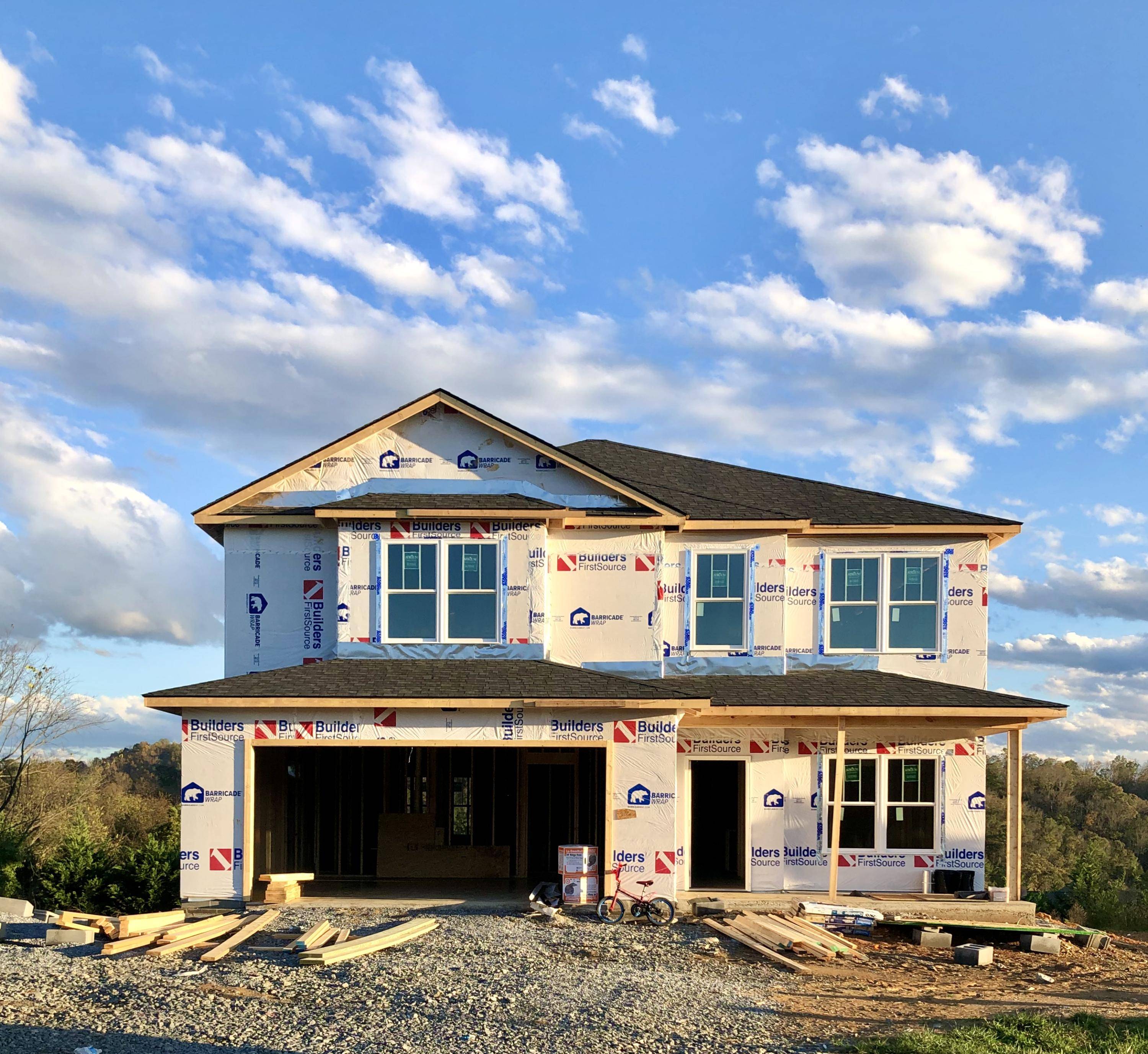 4073 Maize PL, Piney Flats, TN 37686