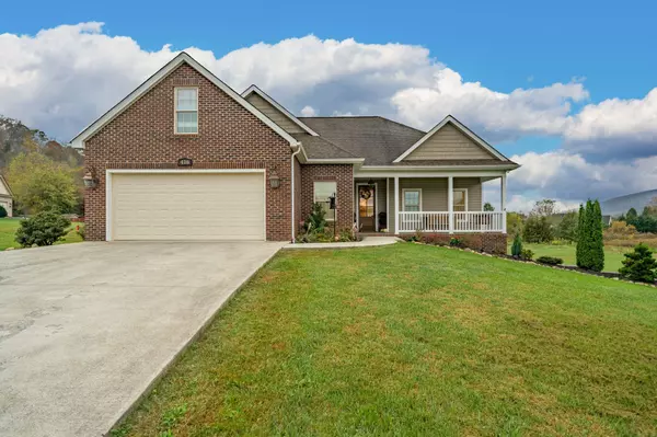 416 Brook Side DR, Elizabethton, TN 37643