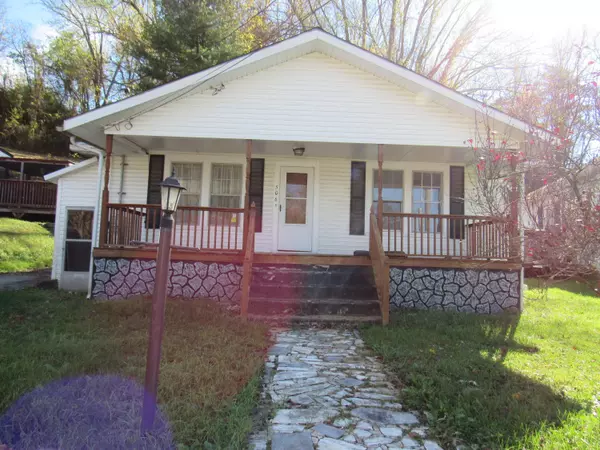 Tazewell, VA 24651,842 Tower ST