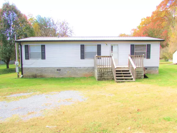 131 Fitzsimmons Hill RD, Elizabethton, TN 37643