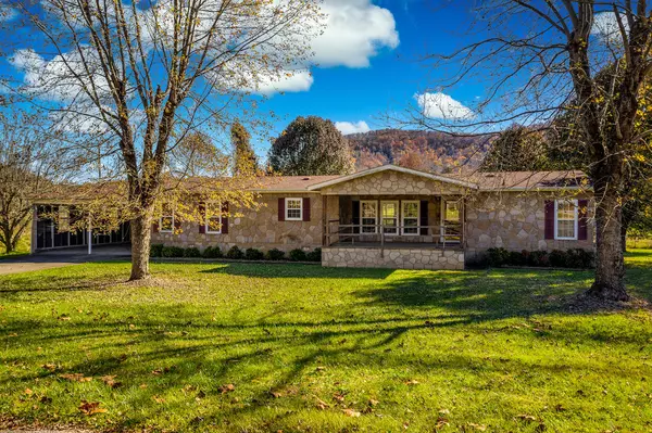 210 Ball CIR, Tazewell, TN 37879