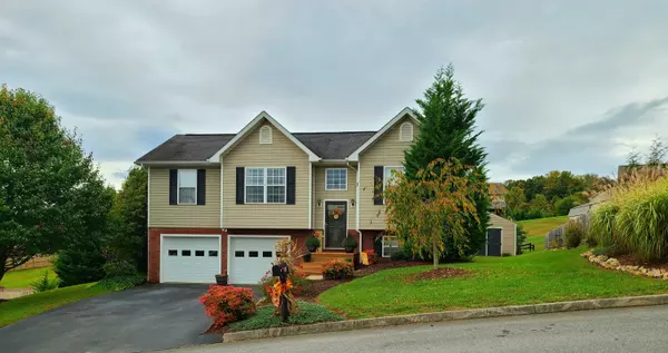 Jonesborough, TN 37659,33 Lorena LN