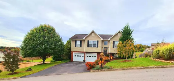 Jonesborough, TN 37659,33 Lorena LN