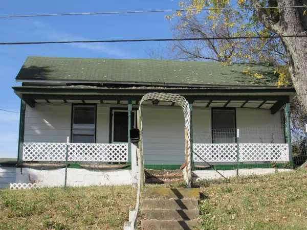 Johnson City, TN 37601,1305 Millard ST