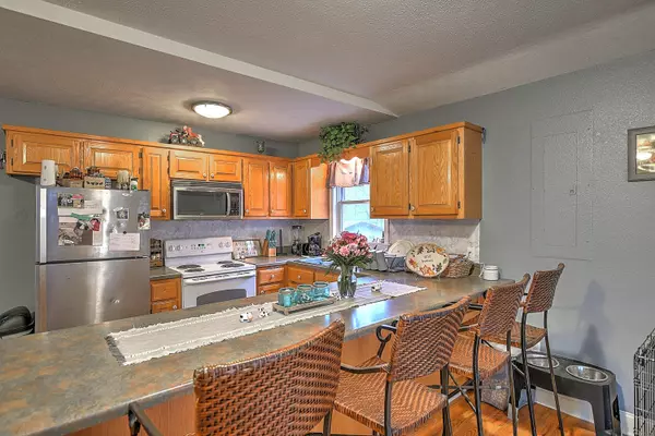 Glade Spring, VA 24340,11348 Mount Calm DR