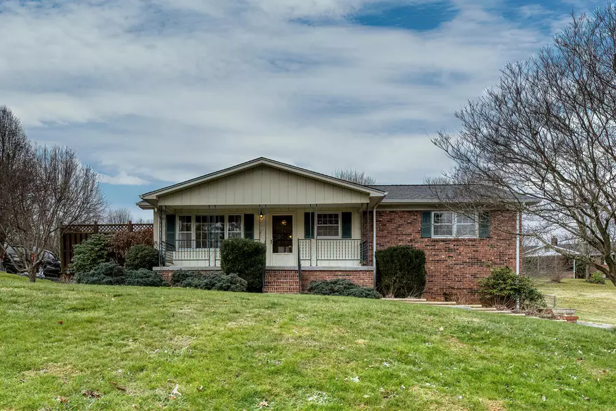 33 Patriot Circle, Bristol, VA 24201