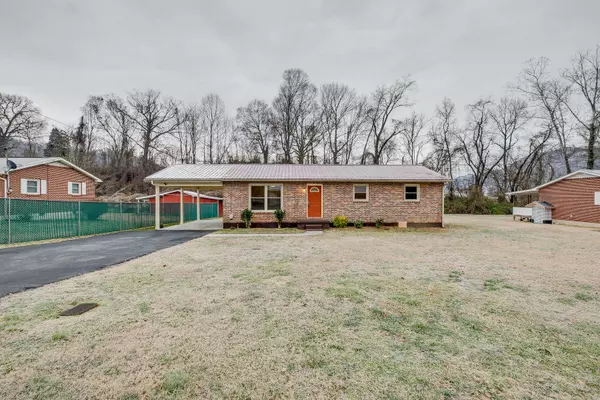 120 Meadowbrook Street, Erwin, TN 37650