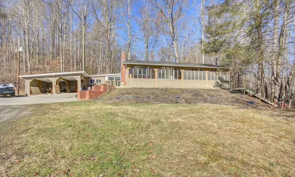 274 Escape Mountain RD, Hampton, TN 37658