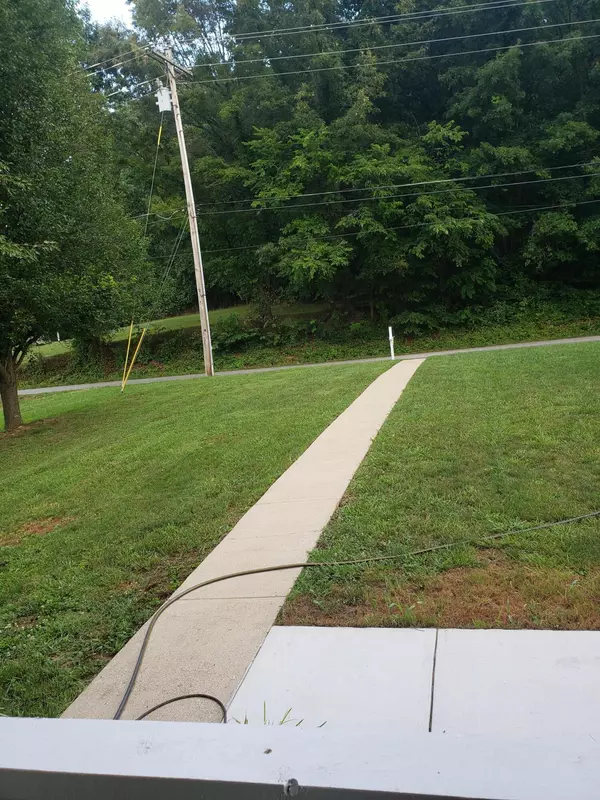 Greeneville, TN 37743,410 Allens Bridge RD