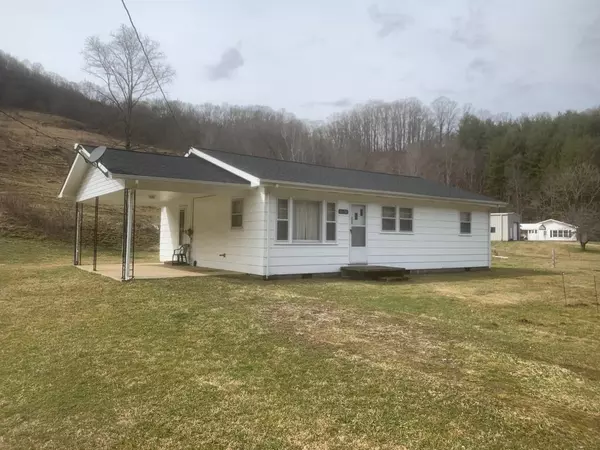 4690 3 Top RD, Todd, NC 28684