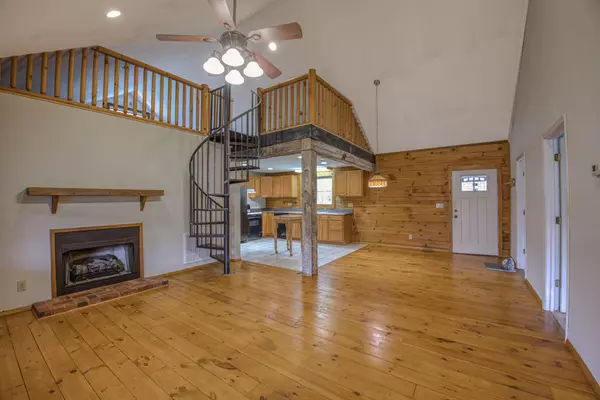 Damascus, VA 24236,20473 Monroe RD