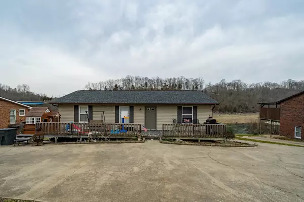 Bluff City, TN 37618,258 Lakeview DR